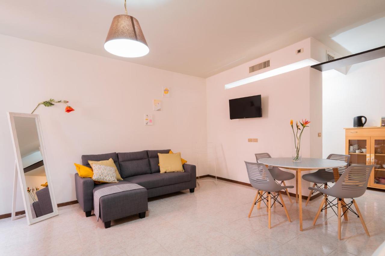 Mama Apartments 리바 델 이탈리아 베로나 외부 사진