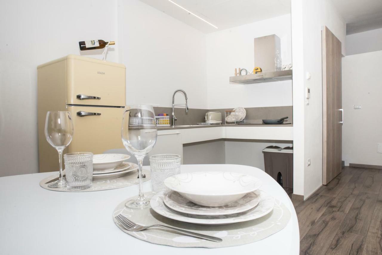 Mama Apartments 리바 델 이탈리아 베로나 외부 사진